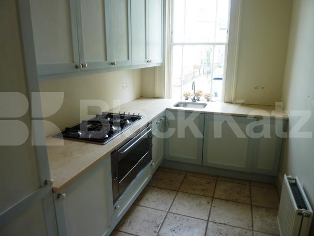 			NEW INSTRUCTION!, 2 Bedroom, 1 bath, 1 reception Flat			 Regents Park Road, REGENTS PARK - PRIMROSE HILL